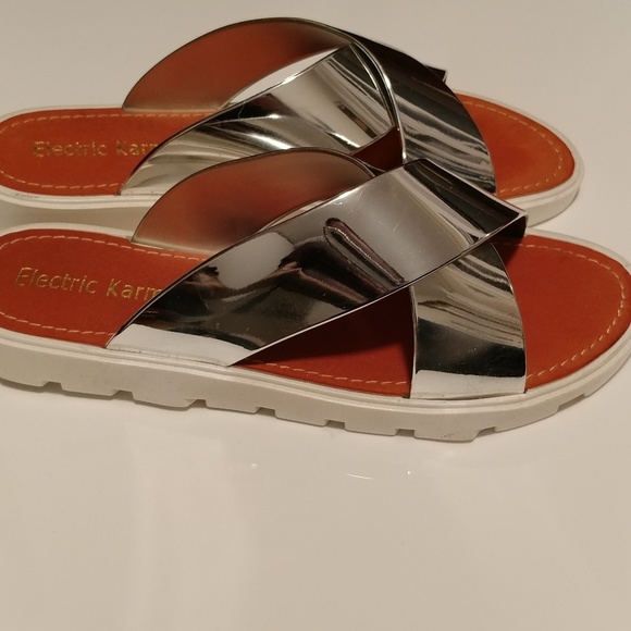 Silver sandals - Picture 3 of 5